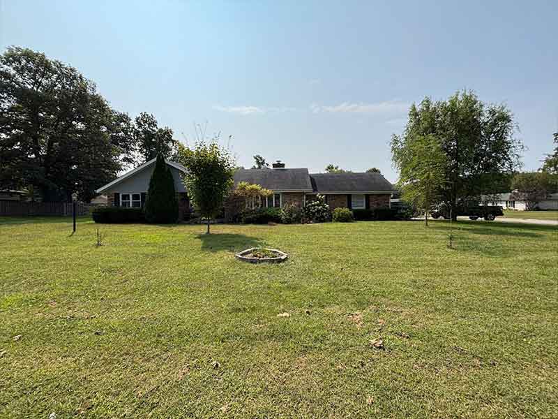 5720 Olivia Dr, Alexandria, IN 46001