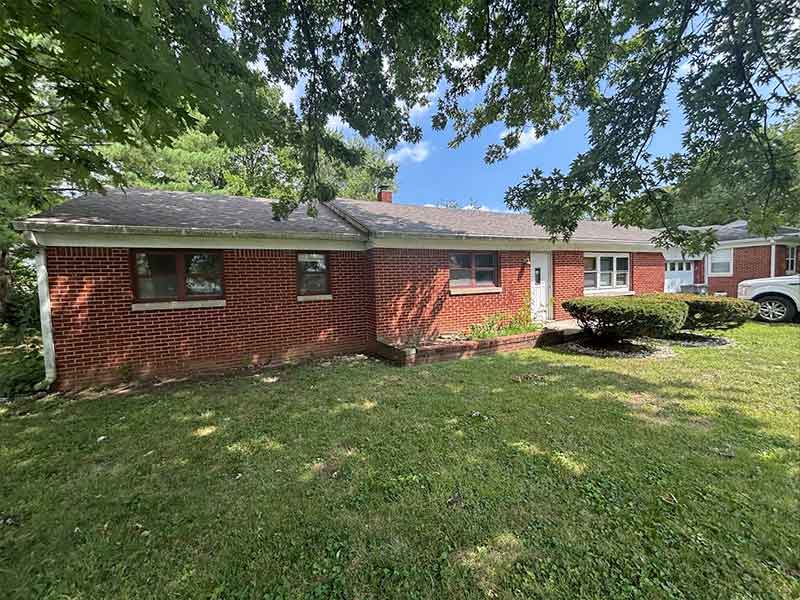 909 N Sadlier Dr, Indianapolis, IN 46219