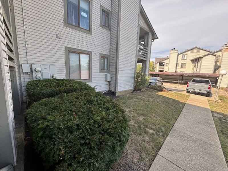 2999 Eagles Crest Cir, Indianapolis, IN 46214