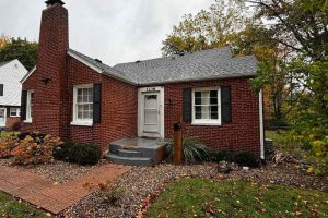 1236 Park Rd, Anderson, IN 46011