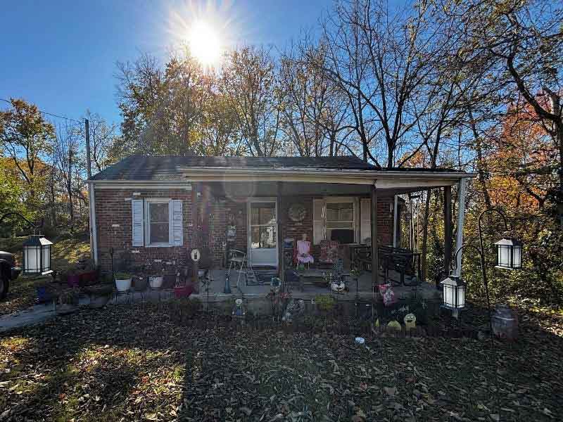 51 W Main St, Brownsburg, IN 46112