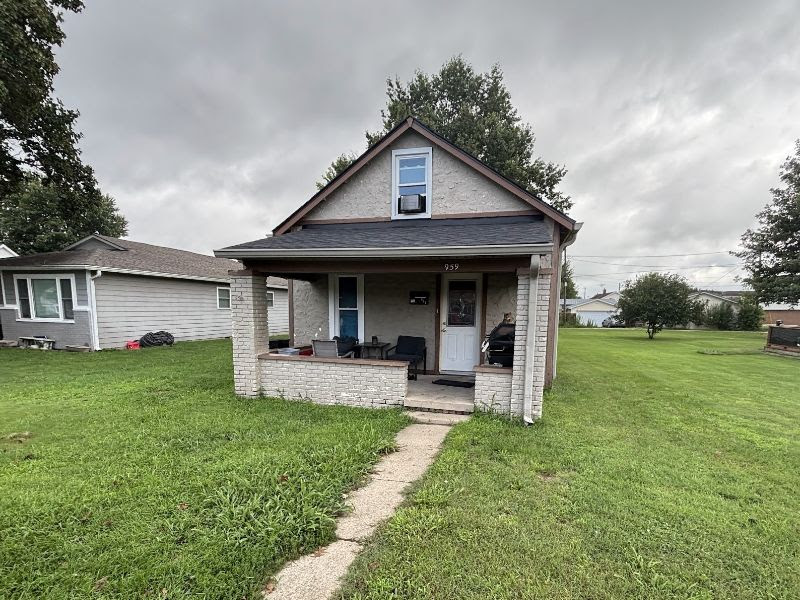 959 S Lincoln St, Martinsville, IN 46151